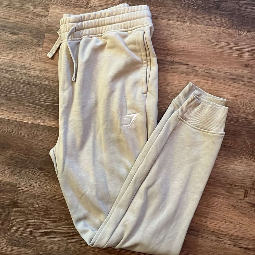 Mens gymshark crest joggers